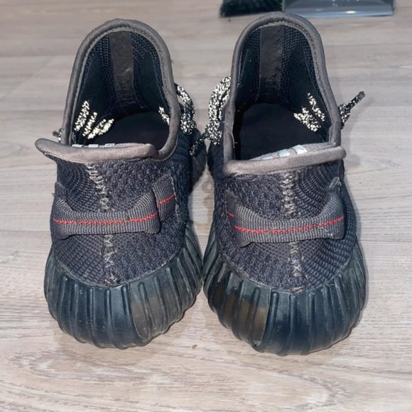 Yeezy Boost 350 main image 4